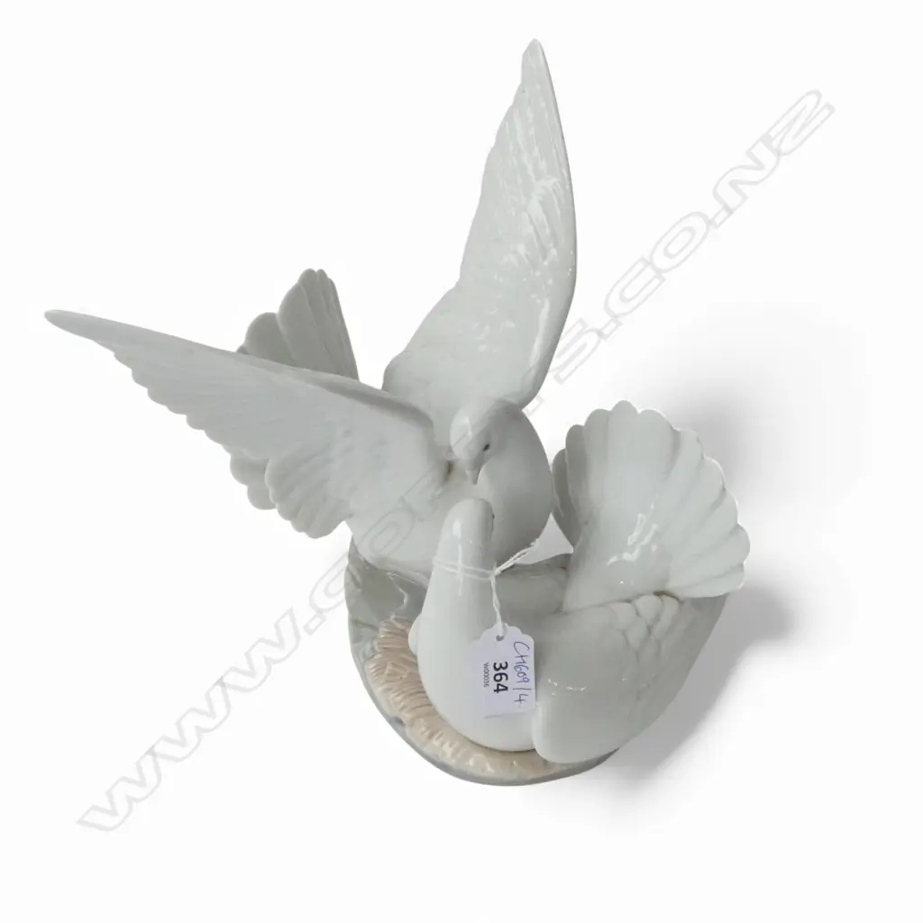 LLADRO DOVES #6291 H.240mm Image 1++