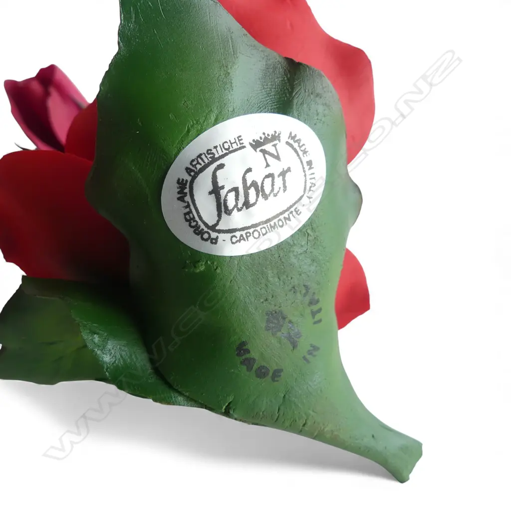 7 ITALIAN CAPODIMONTE PORCELAIN FLOWERS various sizes Image 1++