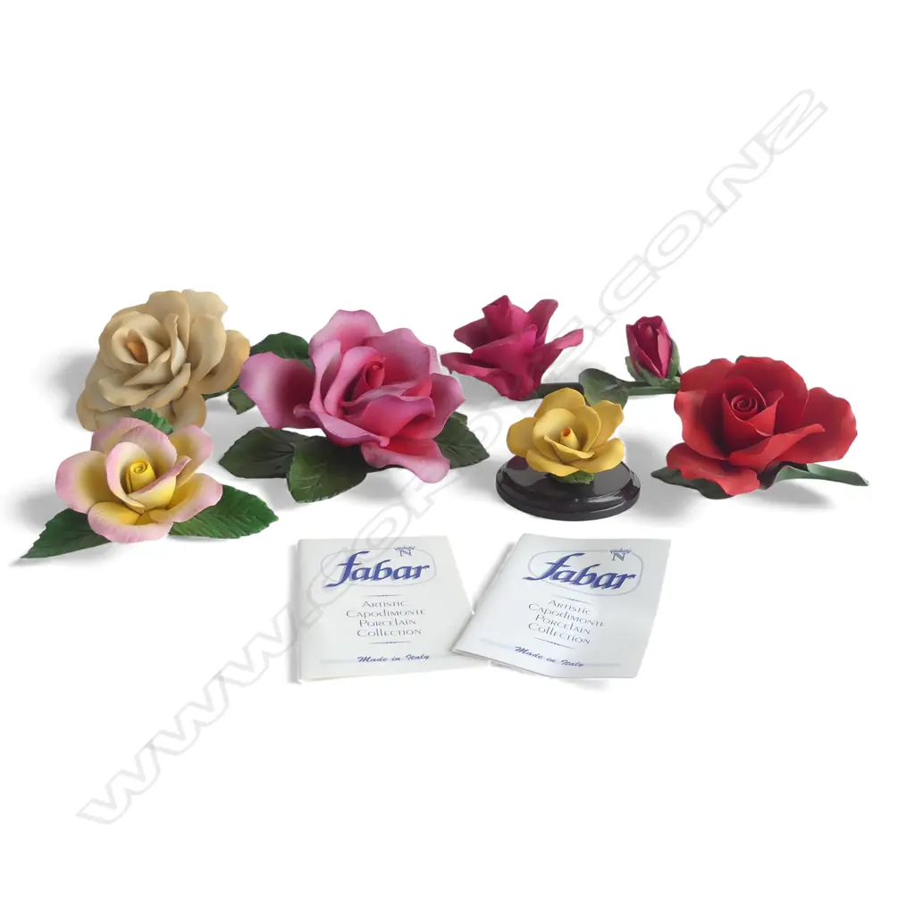 7 ITALIAN CAPODIMONTE PORCELAIN FLOWERS various sizes Image 1++