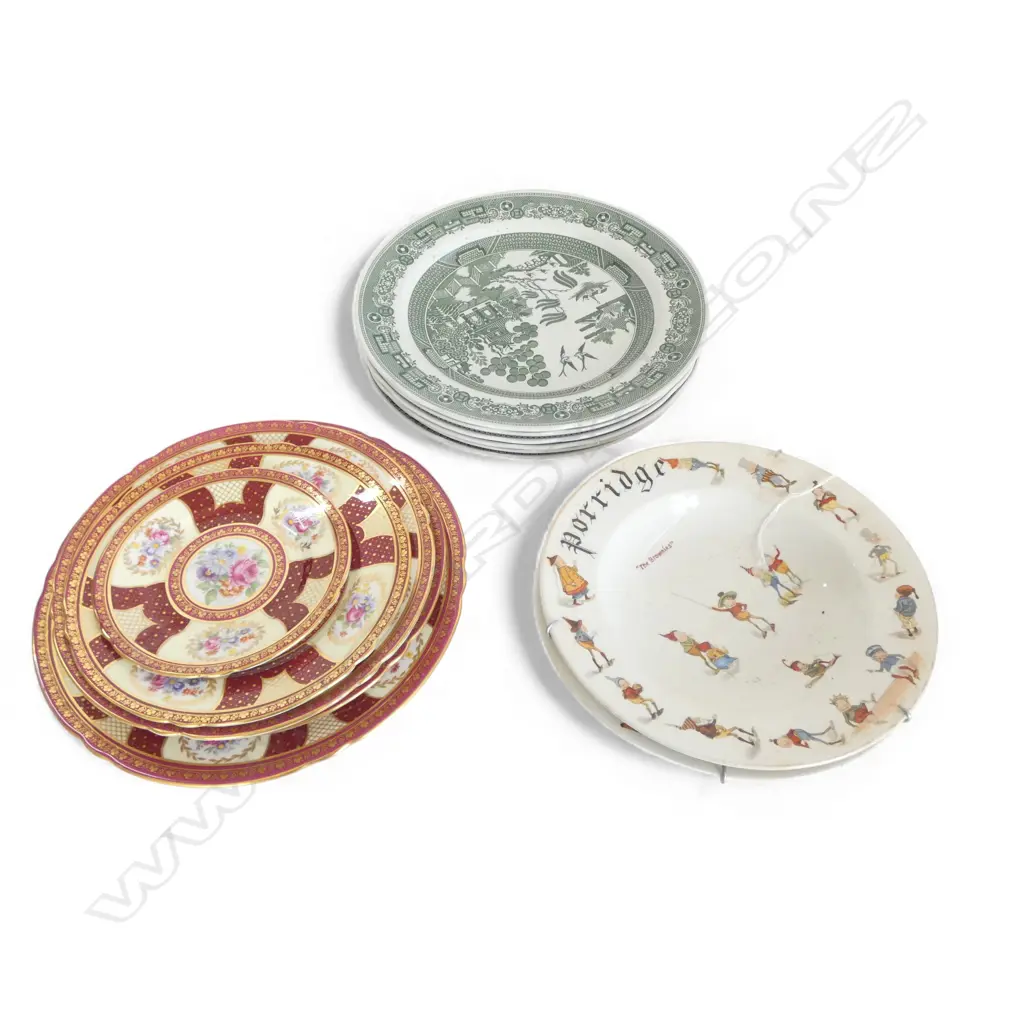 ASST. VINTAGE PLATES, some w wallhanging attachments Image 1++