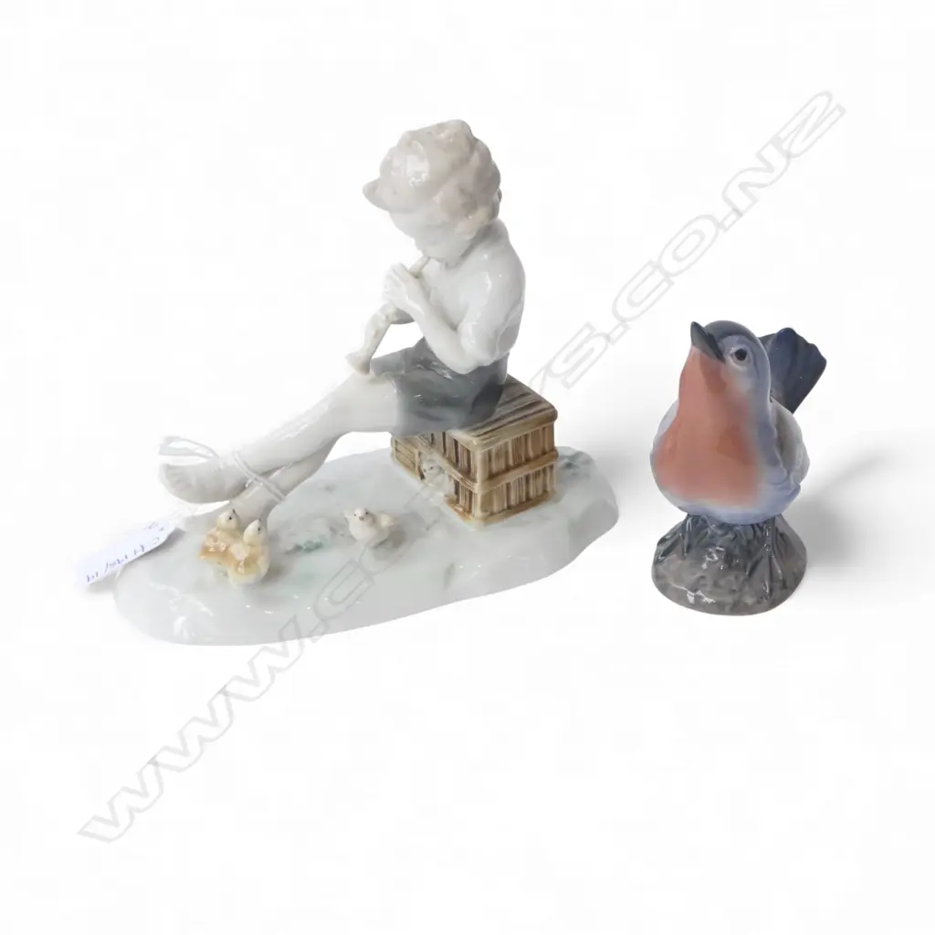 DANISH PORCELAIN BIRD + GERMAN BOY PLAYING HORN H.140mm Image 1++