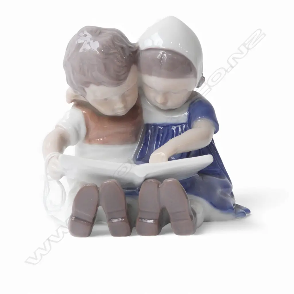 B&G DENMARK CHILDREN READING #1567 H.100mm Image 1++