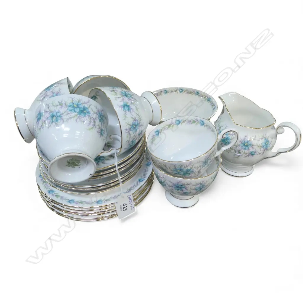 TUSCAN CHINA 'LOVE IN THE MIST' 6 PLACE PART TEA SERVICE  Image 1++