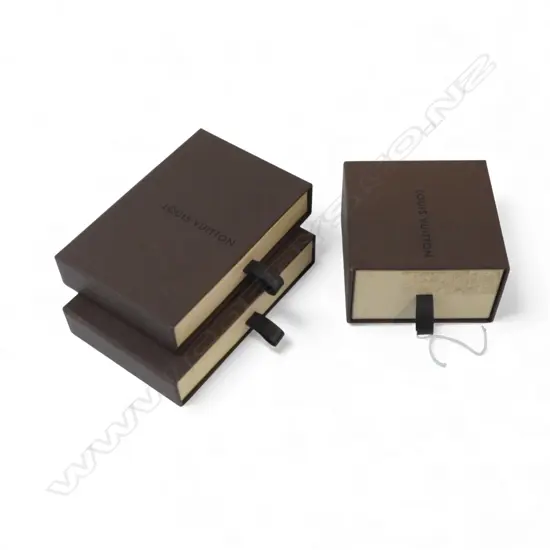 3 LOUIS VUITTON BOXES empty 90x90x55mm