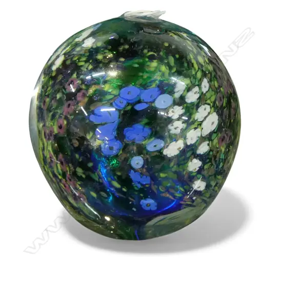 PETER RAOS GARDEN SERIES GLASS PAPER WEIGHT signed & dated 1991