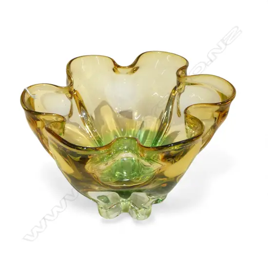 ART GLASS VASE 225x165mm