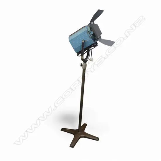 VINTAGE NZ AVALON STUDIOS FLOOR LAMP H.1500mm