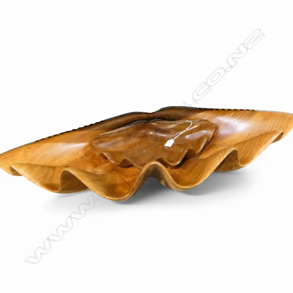  PERSIAN INLAID CLAM SHELL CARVINGS W.890mm Image 1++