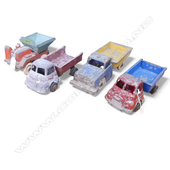 4 x FUN HO! TIP TRUCKS some wear & faults. Longest 265mm