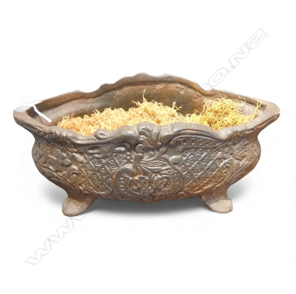 CAST IRON PLANTER W.310mm Image 1++