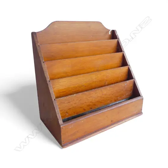 WOODEN LETTER RACK 255x145x255mm