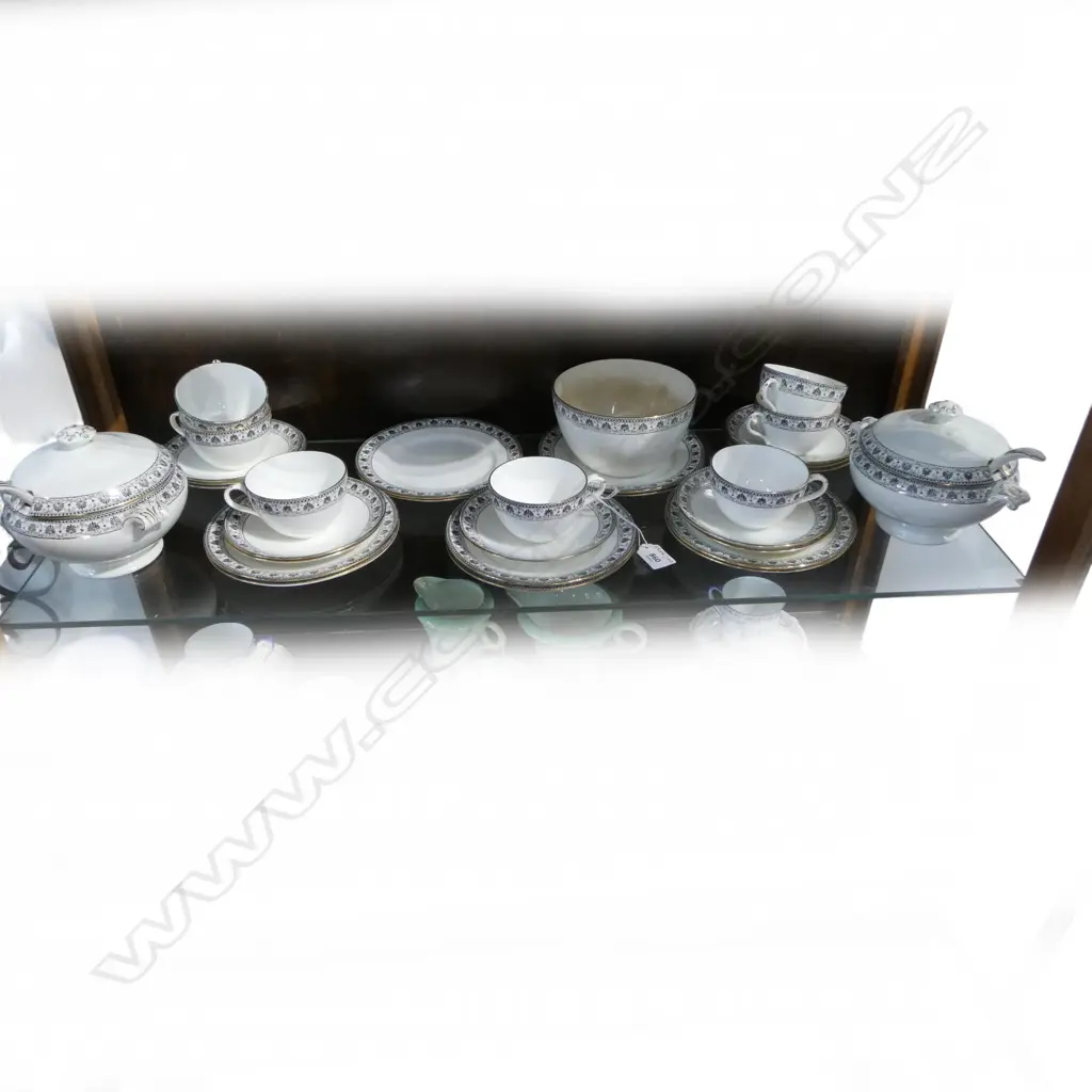 PART SHELLEY CHINA SERVICE 2 LIDDED TURREENS CSPS ETC Image 1++