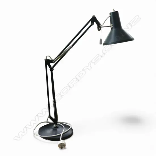 BLACK METAL ANGLEPOISE STYLE LAMP