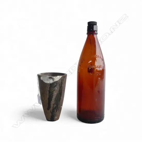 QUARTER BROWN BOTTLE ' THE SIMONS PROPRIETRY CO WHANGAREI & PAEROA'WITH OLD CRUCIBLE H.160mm
