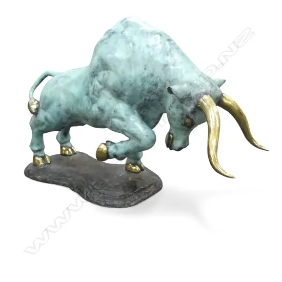 LG BRONZE BULL