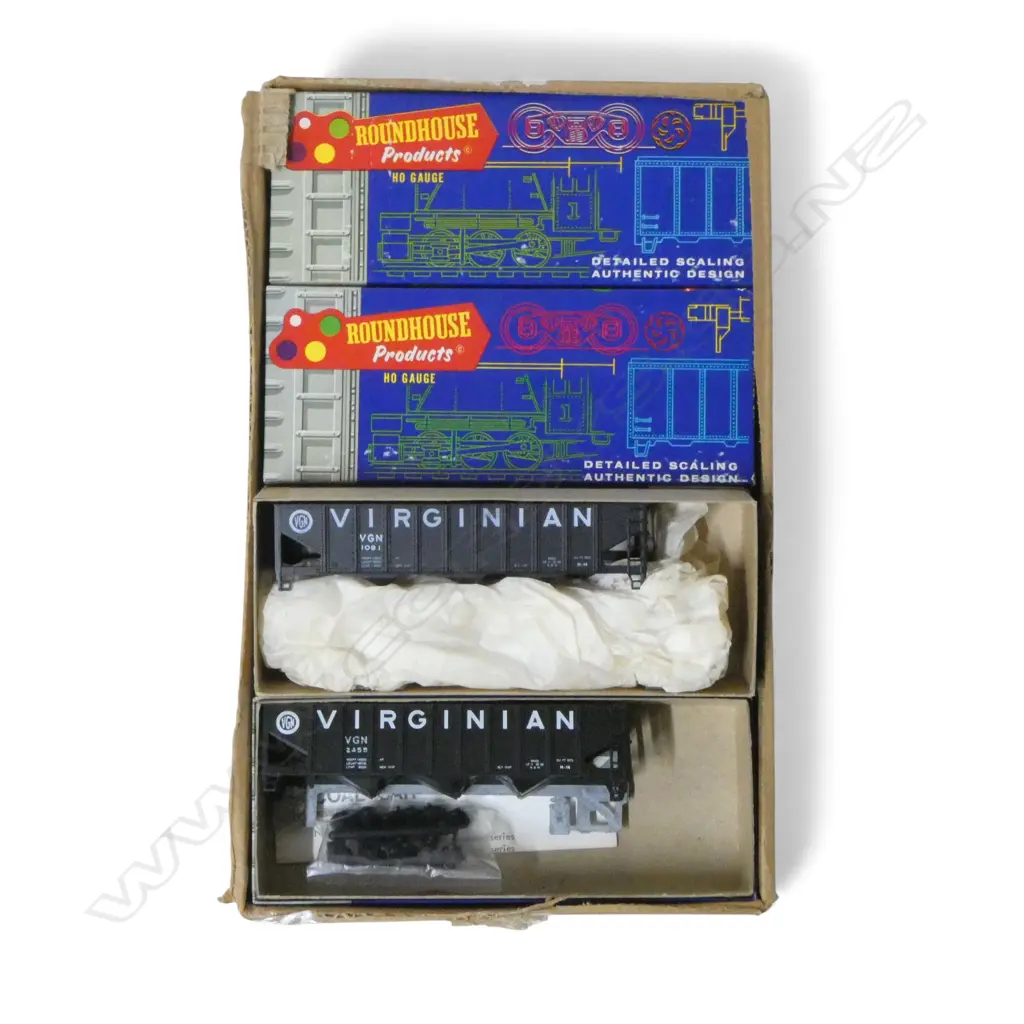 12 HO GAUGE VIRGINIAN HOPPER MODEL CARRIAGES READY TO MAKE UP Image 1++