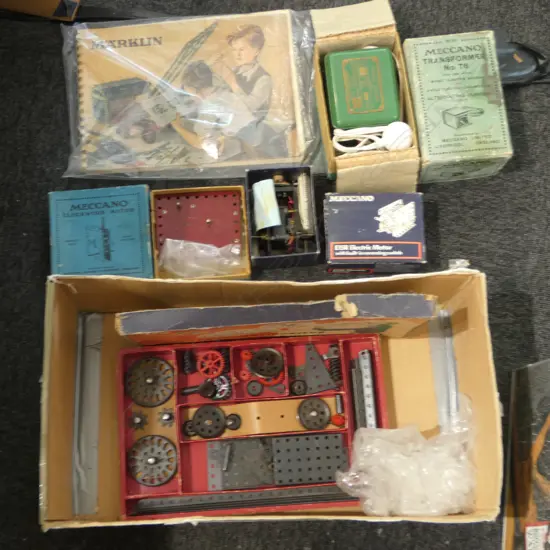 BOX OF MECCANO MOTOR ETC