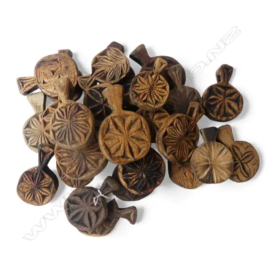  29 AFGHANI CARVED WOODEN SHEEP TAGS H.110mm