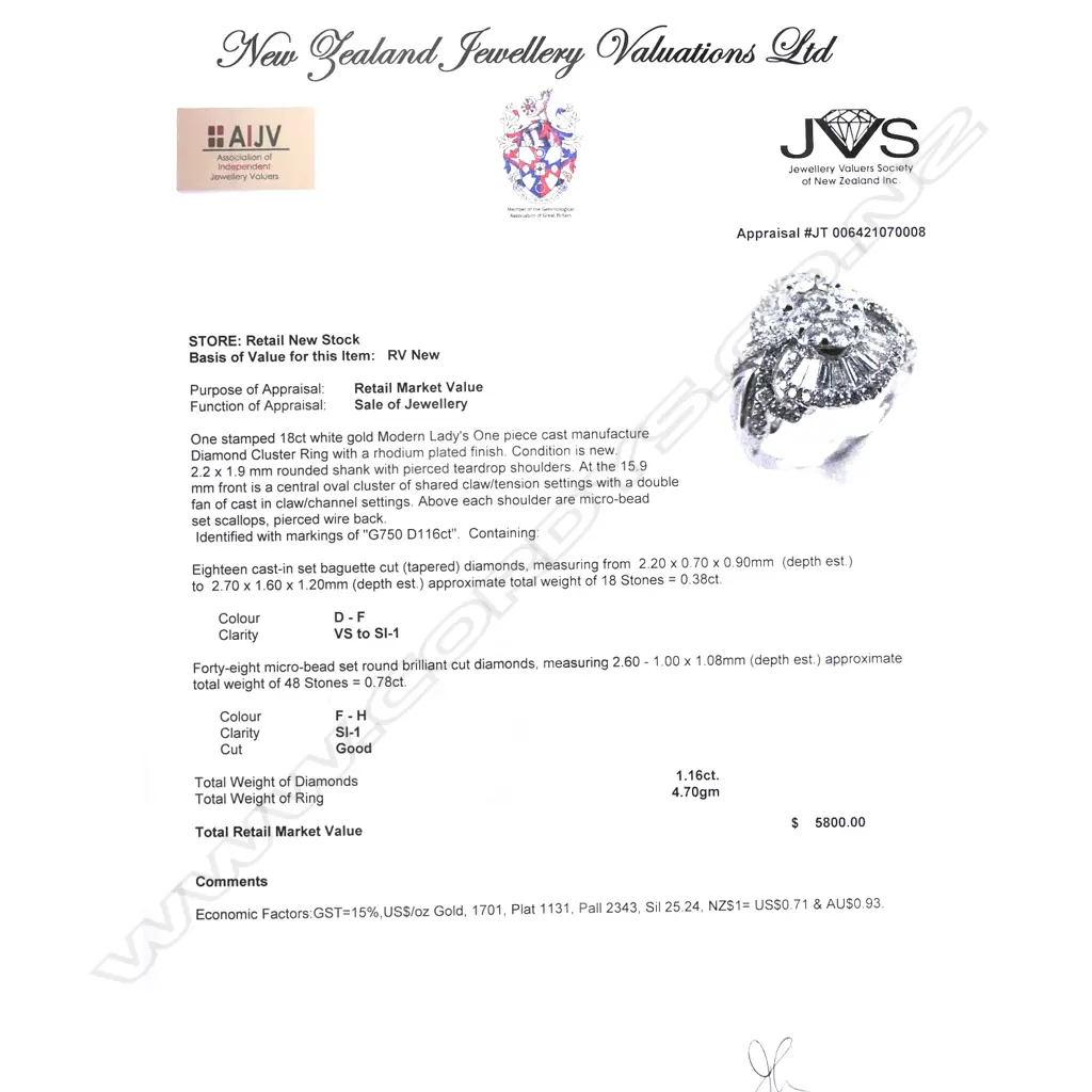 A modern 18ct white gold diamond cluster ring, Image 1++