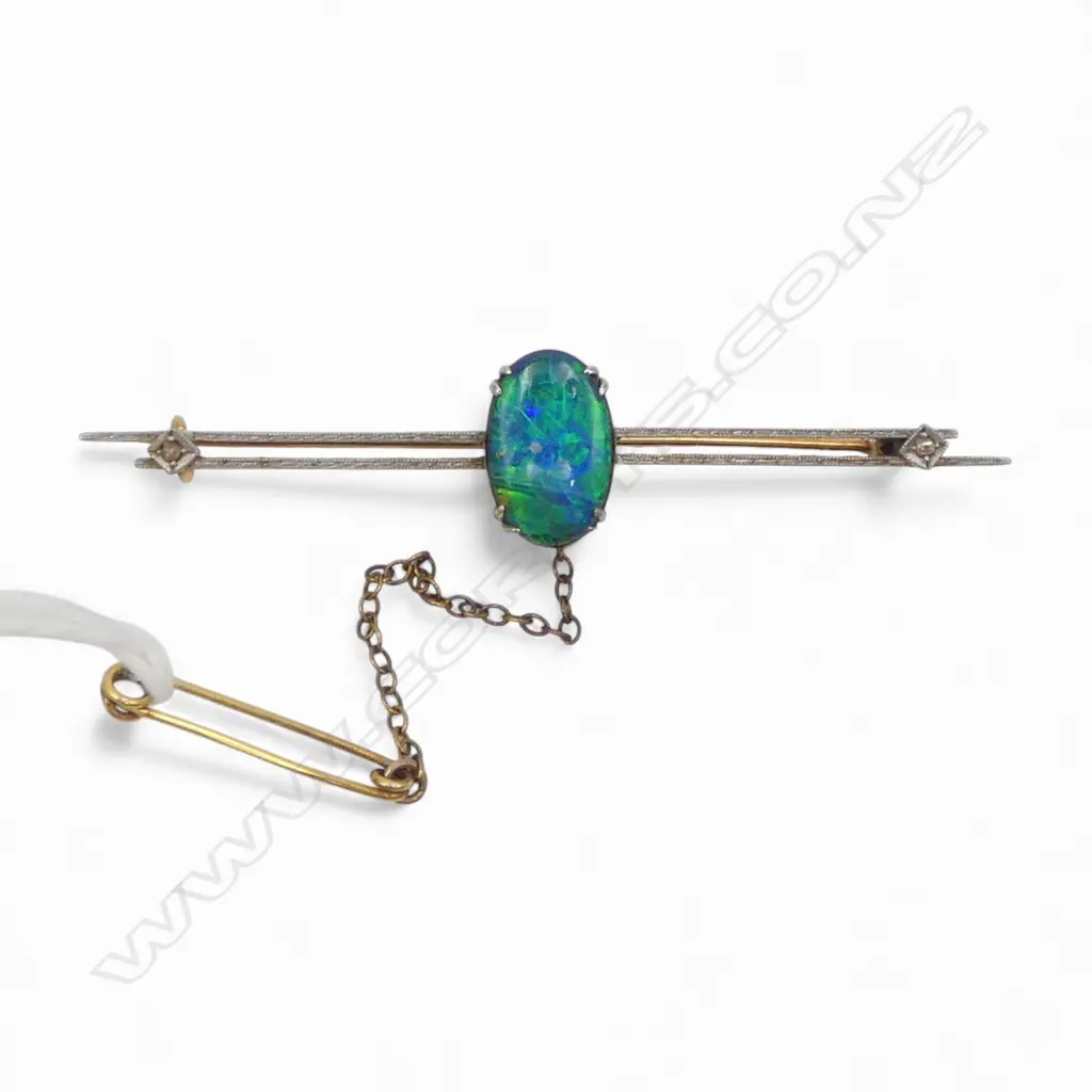 15CT OPAL DOUBLET (tiny diamonds) BROOCH 4.03gms Image 1++