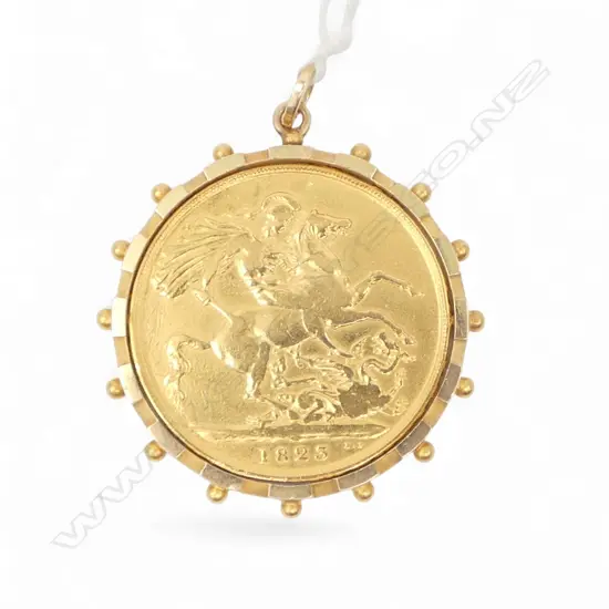 22ct gold George IV gold Two Pounds 1823 in 18ct gold spinner pendant mount 20gms total