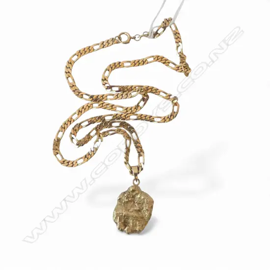9ct GOLD NUGGET form PENDANT 15.17gms on 14ct GOLD Figaro link CHAIN 18gms. Old Valuation.
