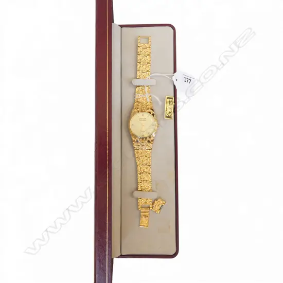 LE GASSICK COLLECTIONS 3ATM WRISTWATCH