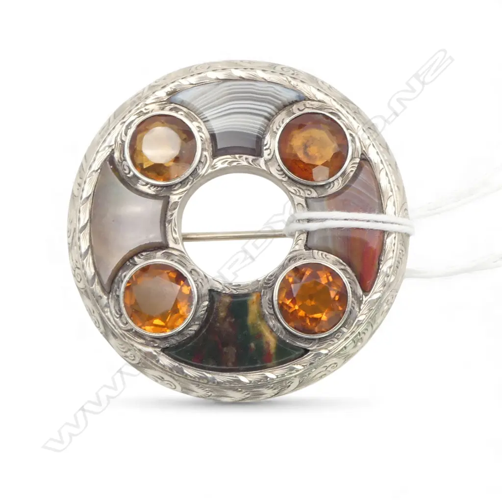 A late Victorian Scottish agate and silver ring brooch with various agates & stones Image 1++