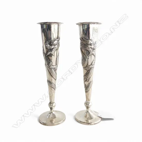 PR ORIENTAL SILVER VASES w. DRAGON DECORATION, STAMPED WH 90 TO BASE H.210mm 248gms