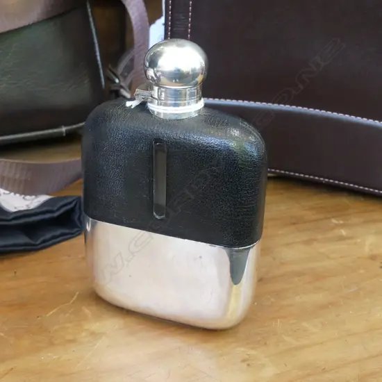 EP HIP FLASK H.165mm