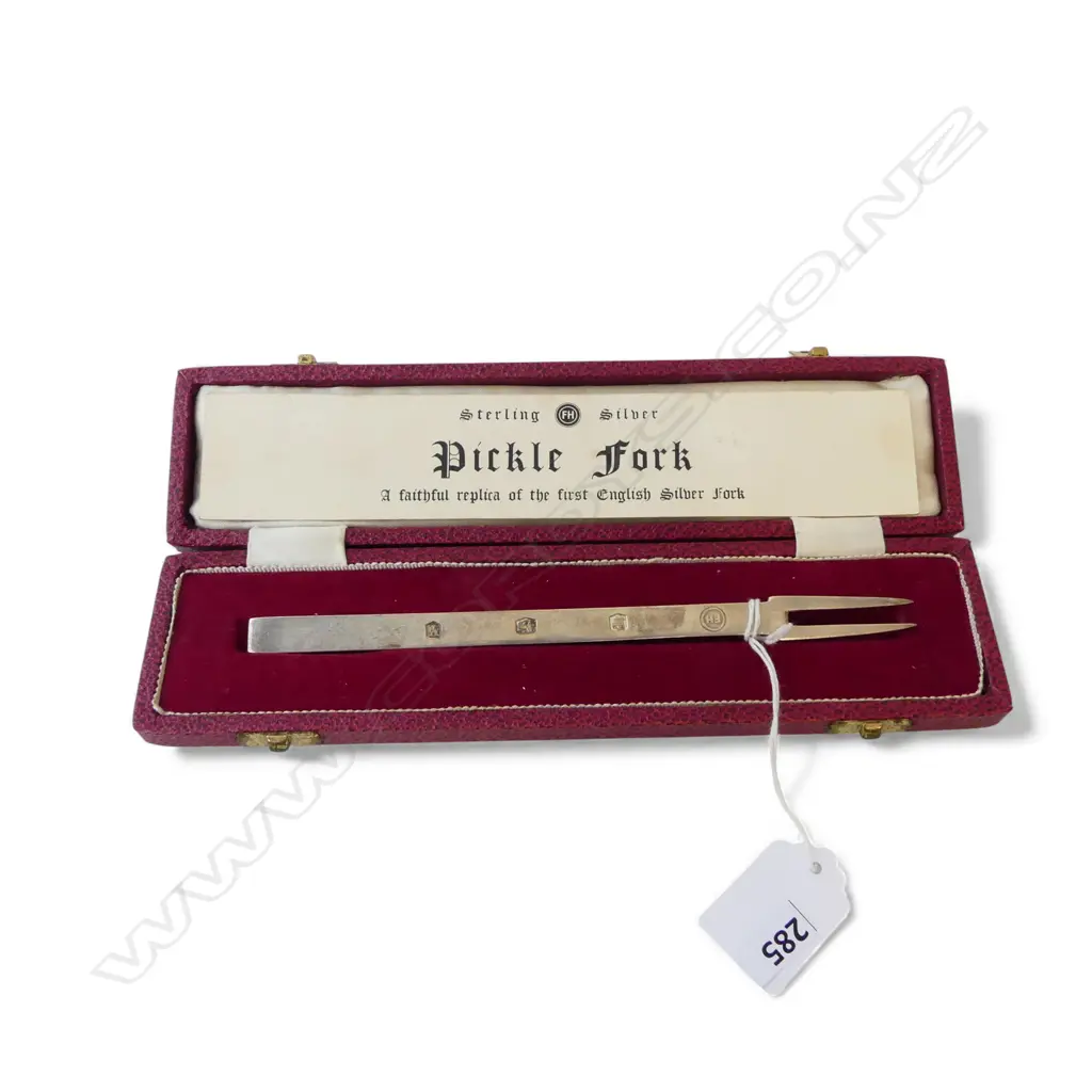 STG SILVER 'MANNERS' FORK replica of the 'oldest English Silver Table Fork', FRANCIS HOWARD, SHEFFIELD 1966, 41.9gms Image 1++
