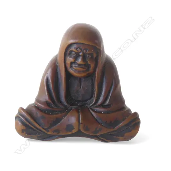 MEIJI PERIOD BOXWOOD NETSUKE meditating daruma H.36mm 