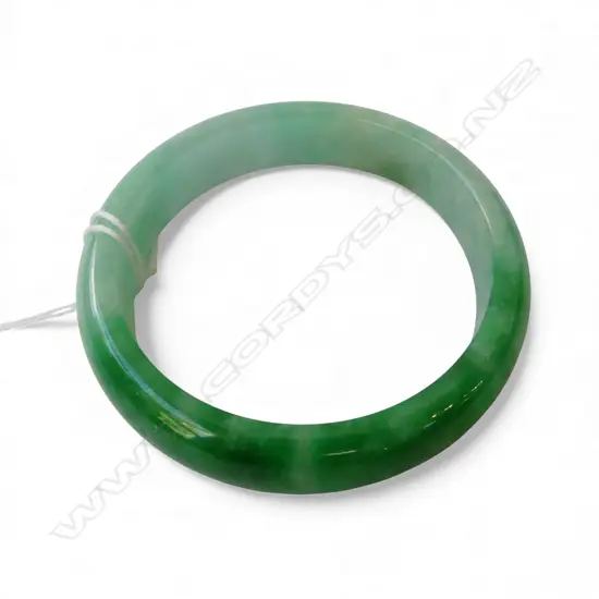 SMALL JADE BANGLE, 55mm int. dia, BOXED