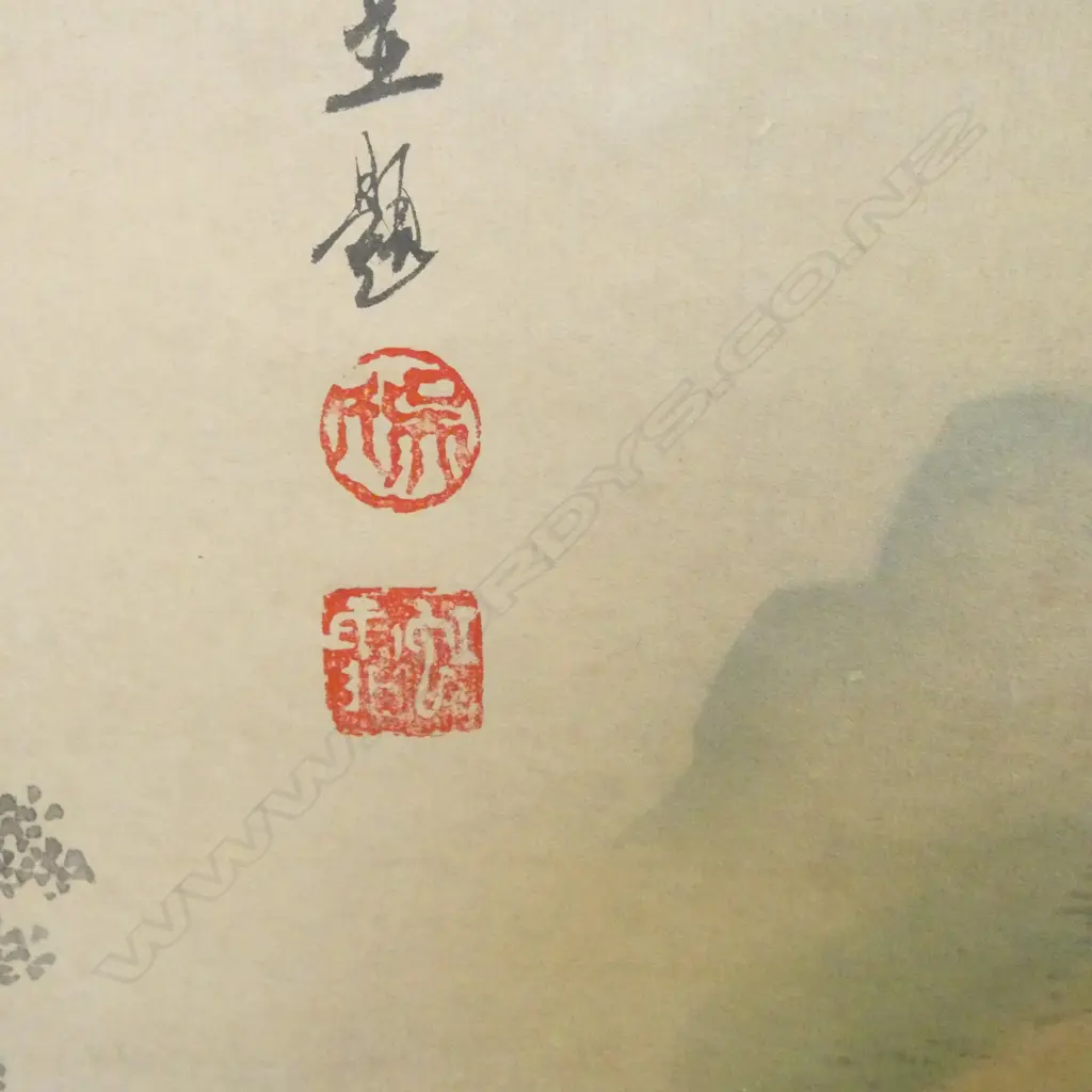 SIGNED VINTAGE CHINESE PAINTED SCROLL ON INK MOUNTAIN SCENE L1930 W720MM Image 1++