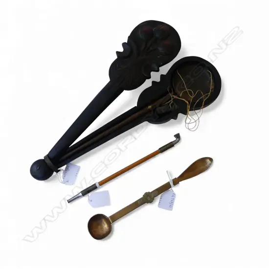 CHINESE VINTAGE WOOD CASED SCALES L360MM OPIUM PIPE L210MM & BRASS SPOON L235MM
