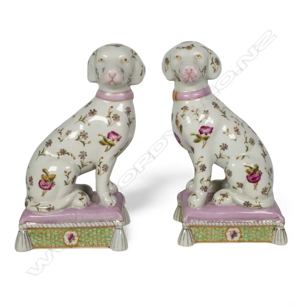 PR MODERN STAFFORDSHIRE-STYLE MANTEL DOGS, Stamped WL1895' (Wong Lee 1995) H.200mm Image 1++