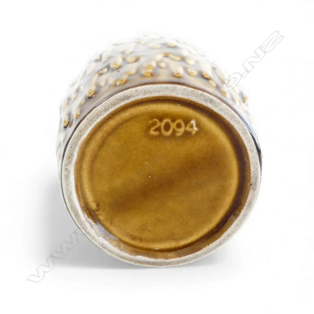 CROWN LYNN 'ICICLE' VASE No.2094 honeyglaze H.155mm Image 1++