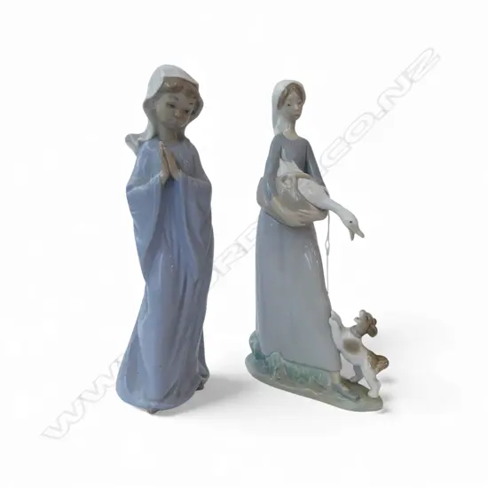 LLADRO & NAO FIGURES H.270mm
