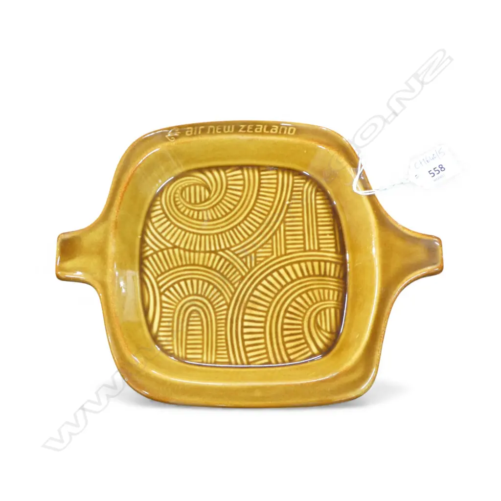 CROWN LYNN AIR NZ DISH 200x255mm Image 1++