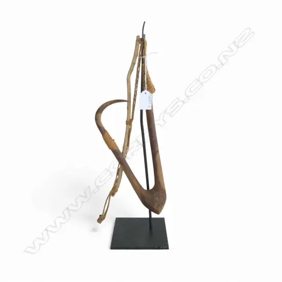 20thC SHARK HOOK MORTLOCK ISLANDS L.320mm on stand 