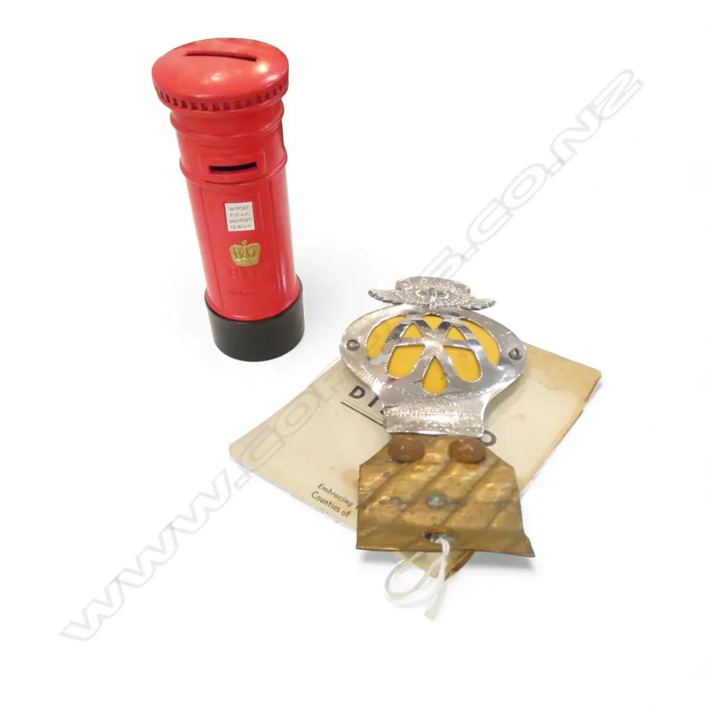 N.Z. AA BADGE, MOTORIST'S MAP OF WAIKATO DISTRICT + ER II MONEY BOX Image 1++