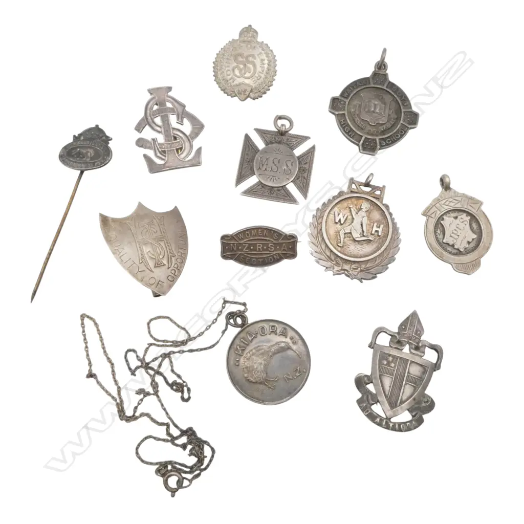 10 ASST. OLD SILVER & METAL N.Z. PENDANTS & BROOCHES; 'KIA ORA N.Z.' PENDANT etc Image 1++
