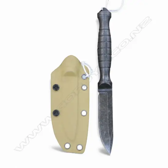 'CRETACE TACTICAL GEAR' ALL STEEL HUNTING KNIVE w. FIRE STARTER IN HANDLE L.225mm