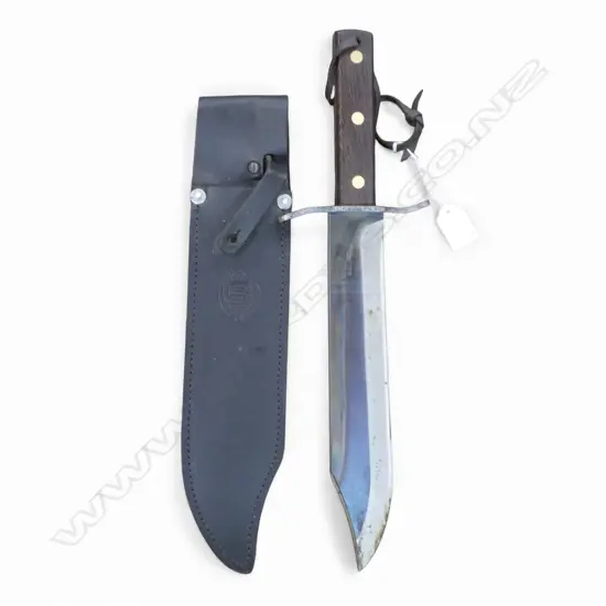 VON TEMSKI REPRODUCTION MAORI WARS BOWIE KNIFE & LEATHER SCABBARD L.450mm