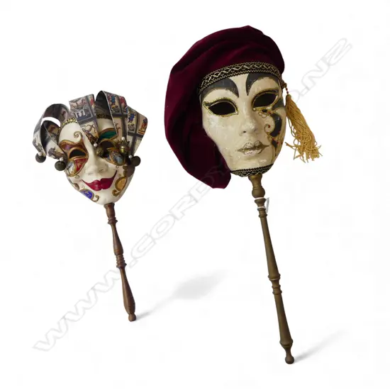 2 VENETIAN MASKS H.540mm