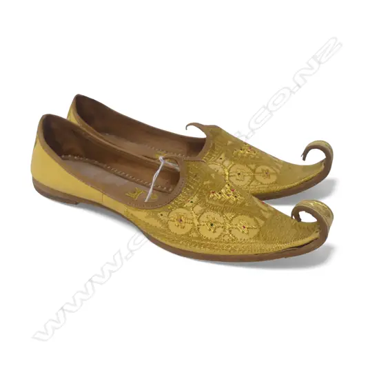 PR LEATHER SHOES SZ. 39 L.300mm