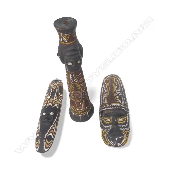 3 PNG CARVED WOODEN PCES H.420mm