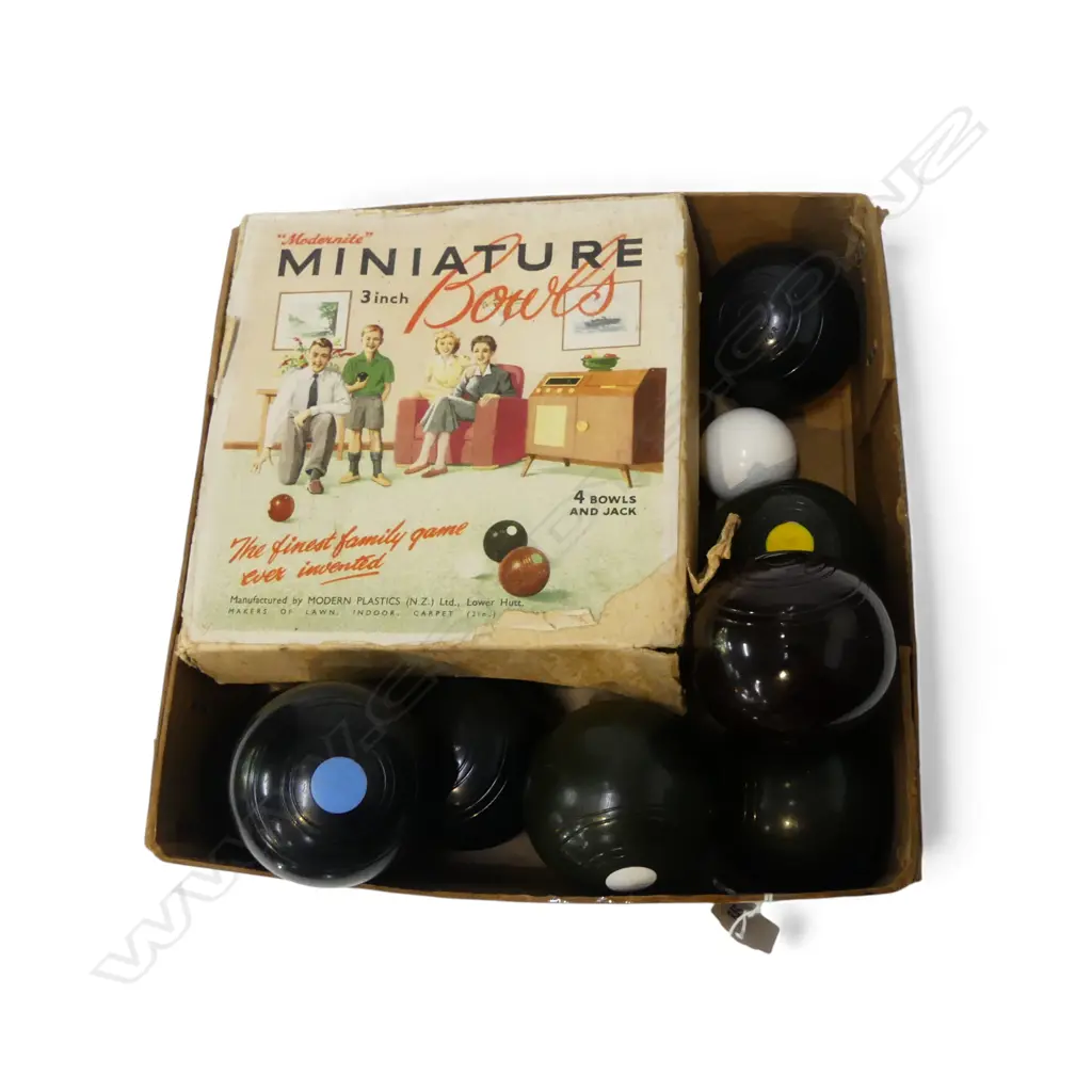 VINTAGE MINI BOWLS, BOXED SET + 8 LOSE & JACK Image 1++