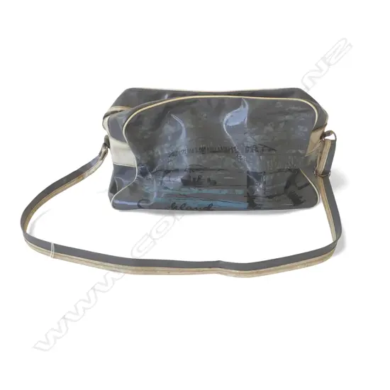 VINTAGE 1959 HARBOURBRIDGE OPENING SOVINEER REXEN SHOULDER BAG L350MM