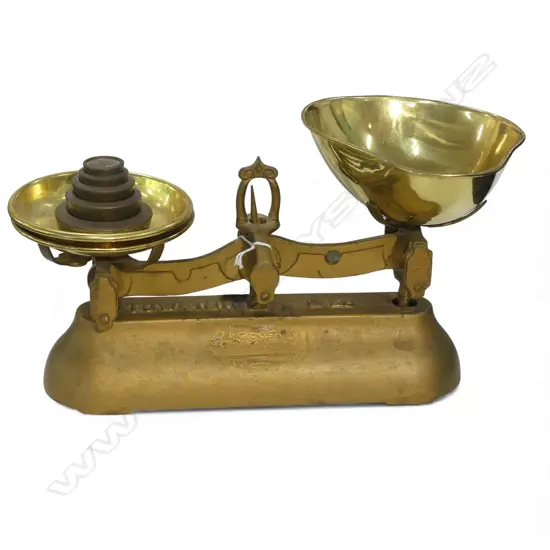 ANTIQUE SCALES + 5 IMPERIAL WEIGHTS W.360mm 